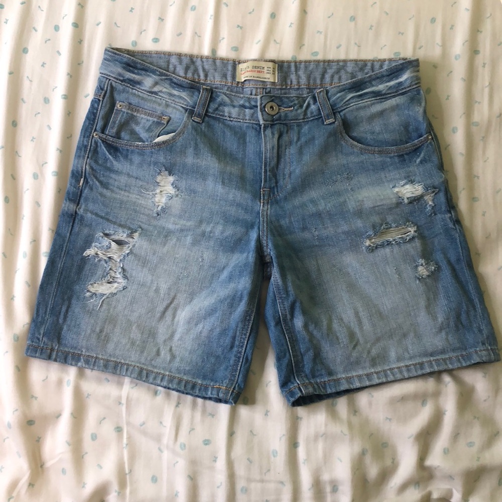Zara Low Rise Jean Shorts